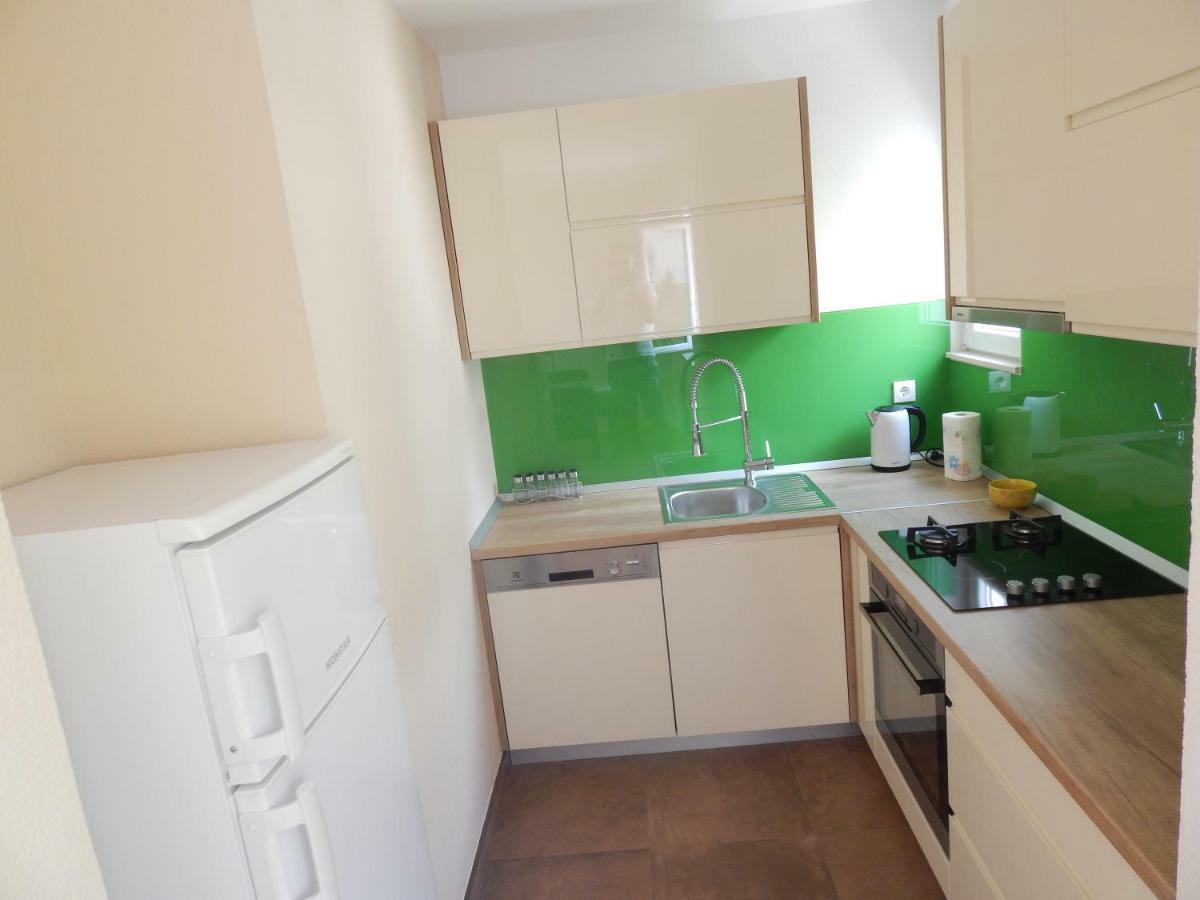Apartman Karlo Makarska Exterior foto