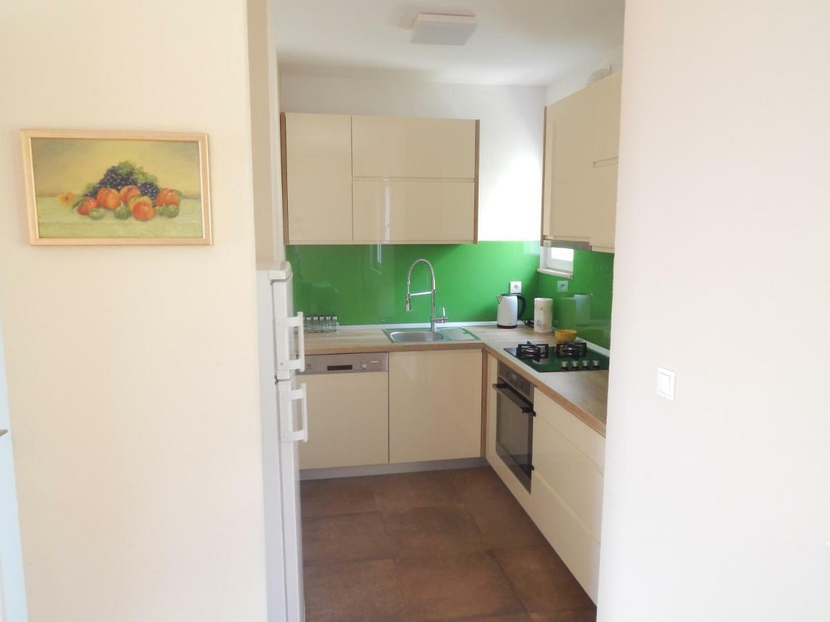 Apartman Karlo Makarska Exterior foto