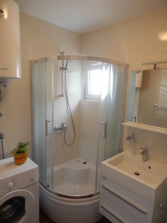 Apartman Karlo Makarska Exterior foto