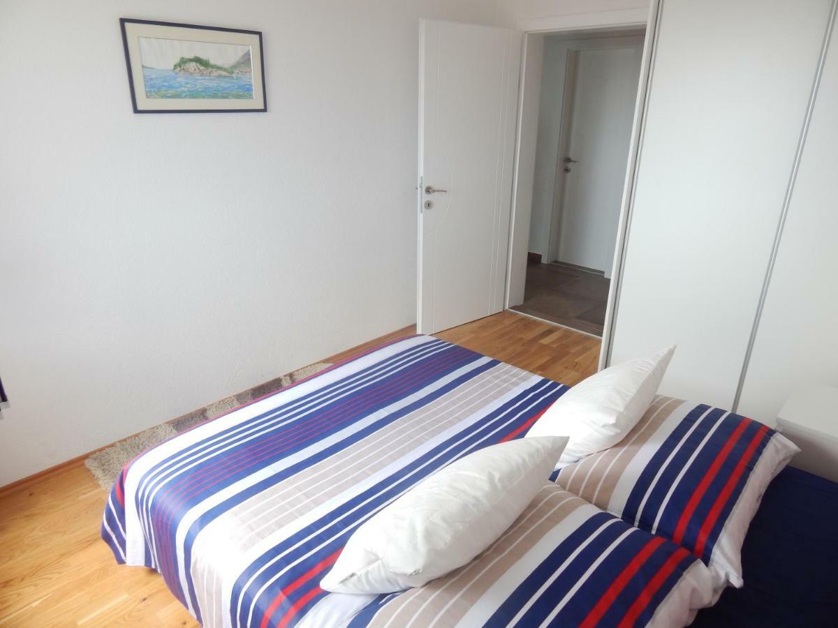 Apartman Karlo Makarska Exterior foto